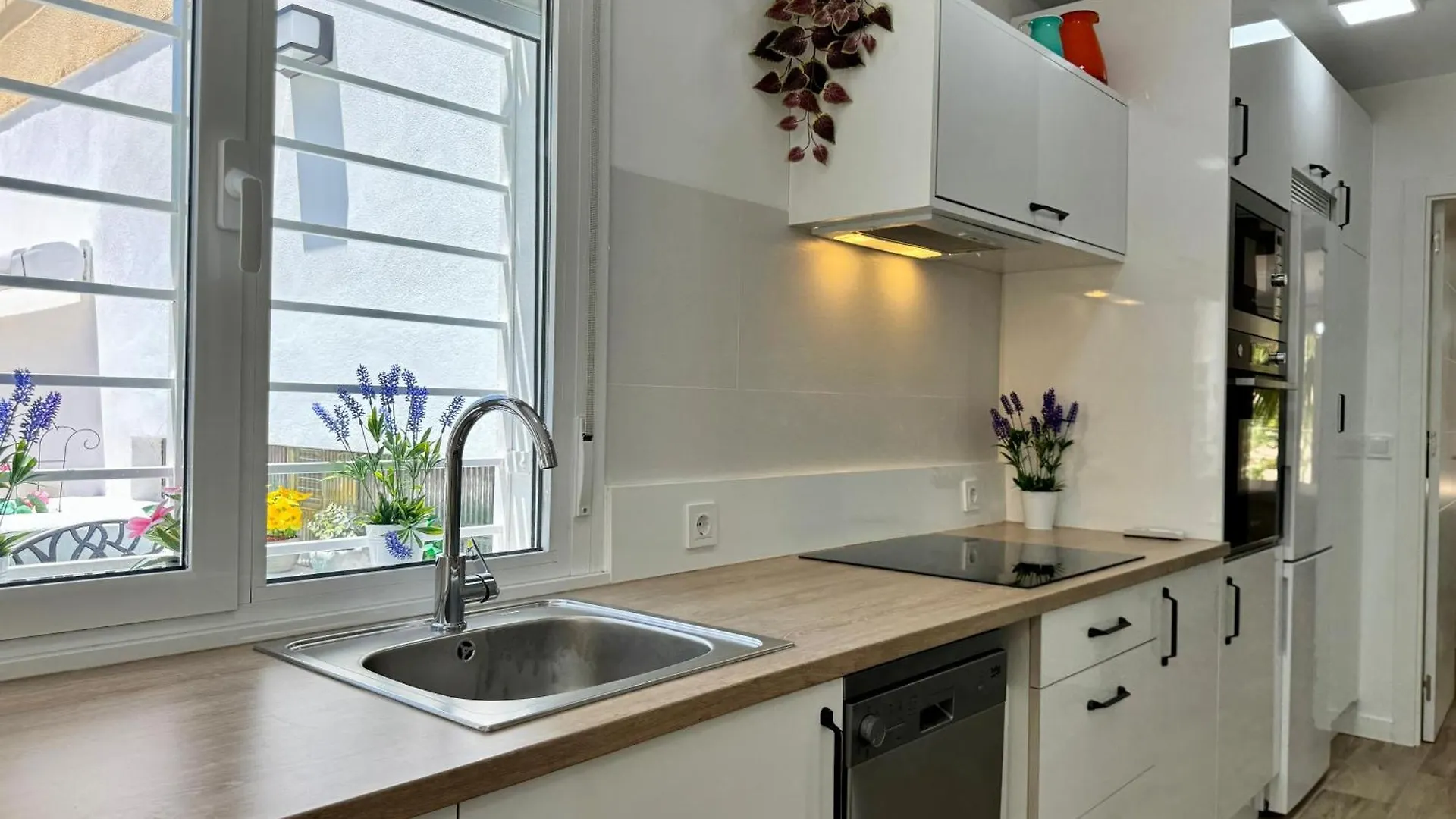 Cascada Magnificent Recently Refurbished Apartments In Marbella Center - Eaw Homes